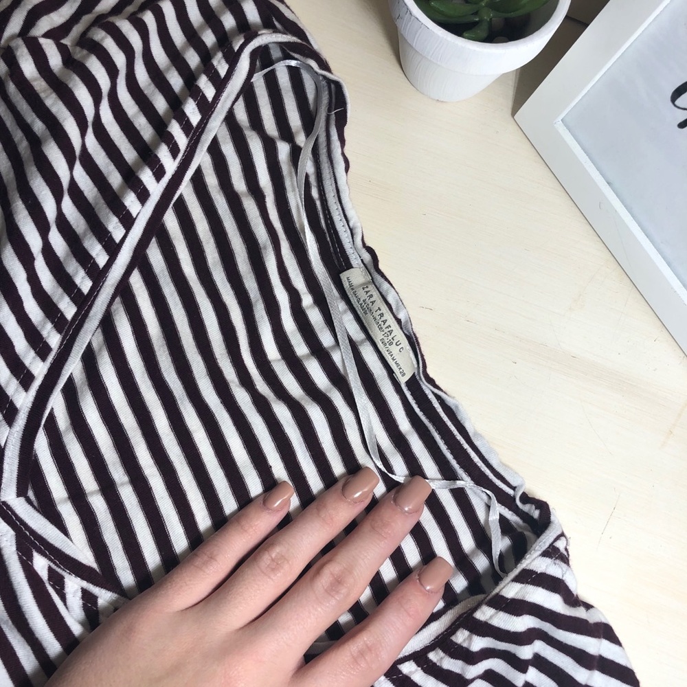 ZARA Basic Short Sleeve Stripped Tee - Picture 3 of 5